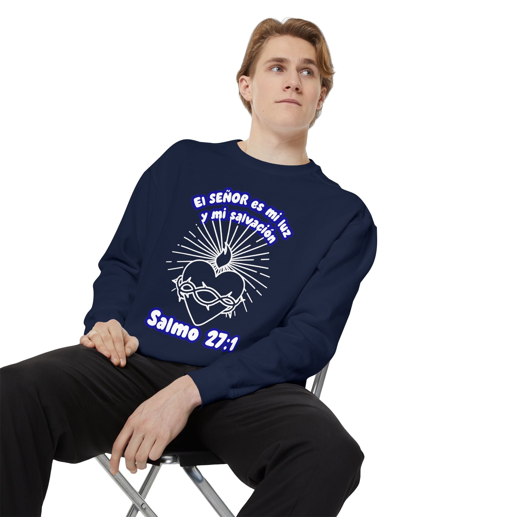 "El Señor es mi Luz y mi Salvación" – Sudadera Cristiana en Español - Sweatshirt for Her, HIm, Family.
