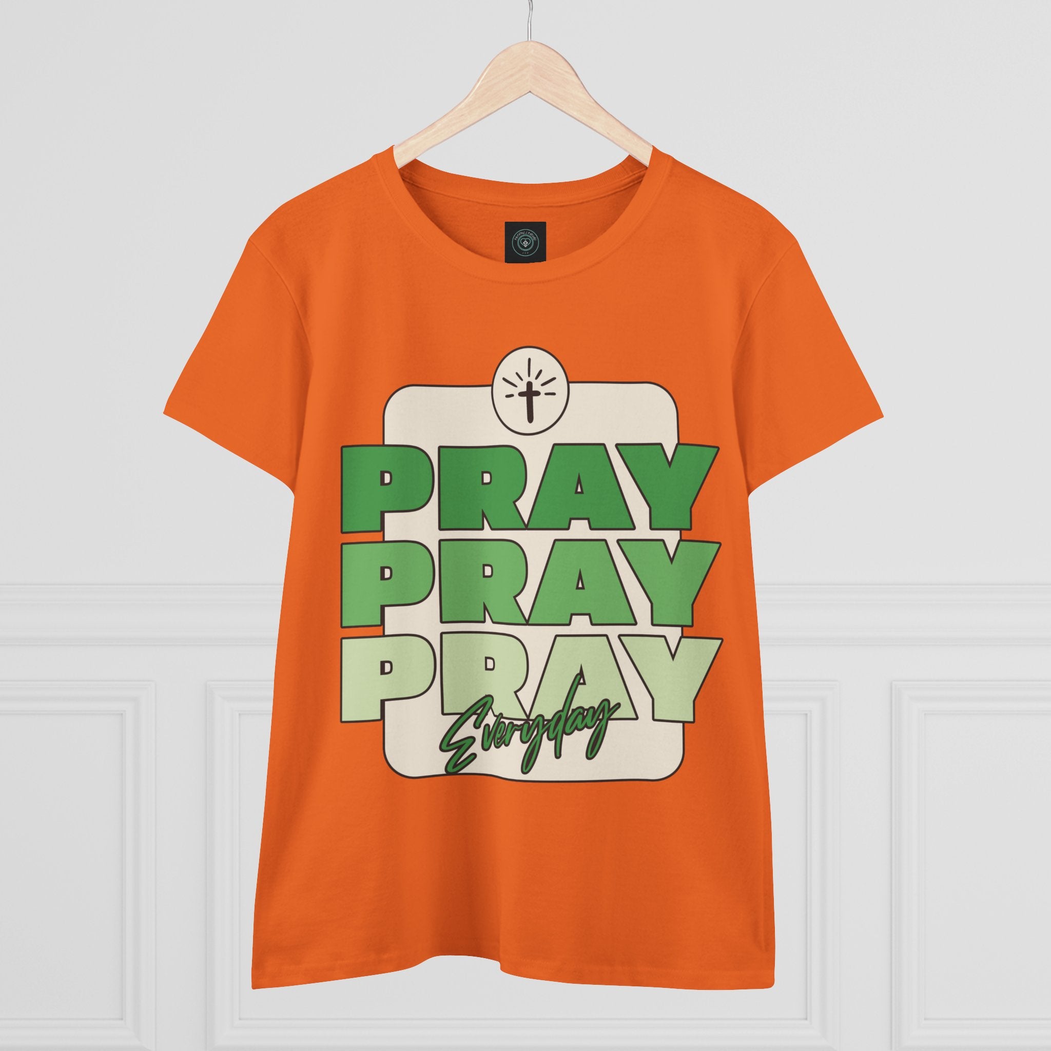 Pray Women's Tee, Casual Faith Shirt, Pray Everyday Top, Gift - Birthday - Christian Gift - Faithfully Hecho
