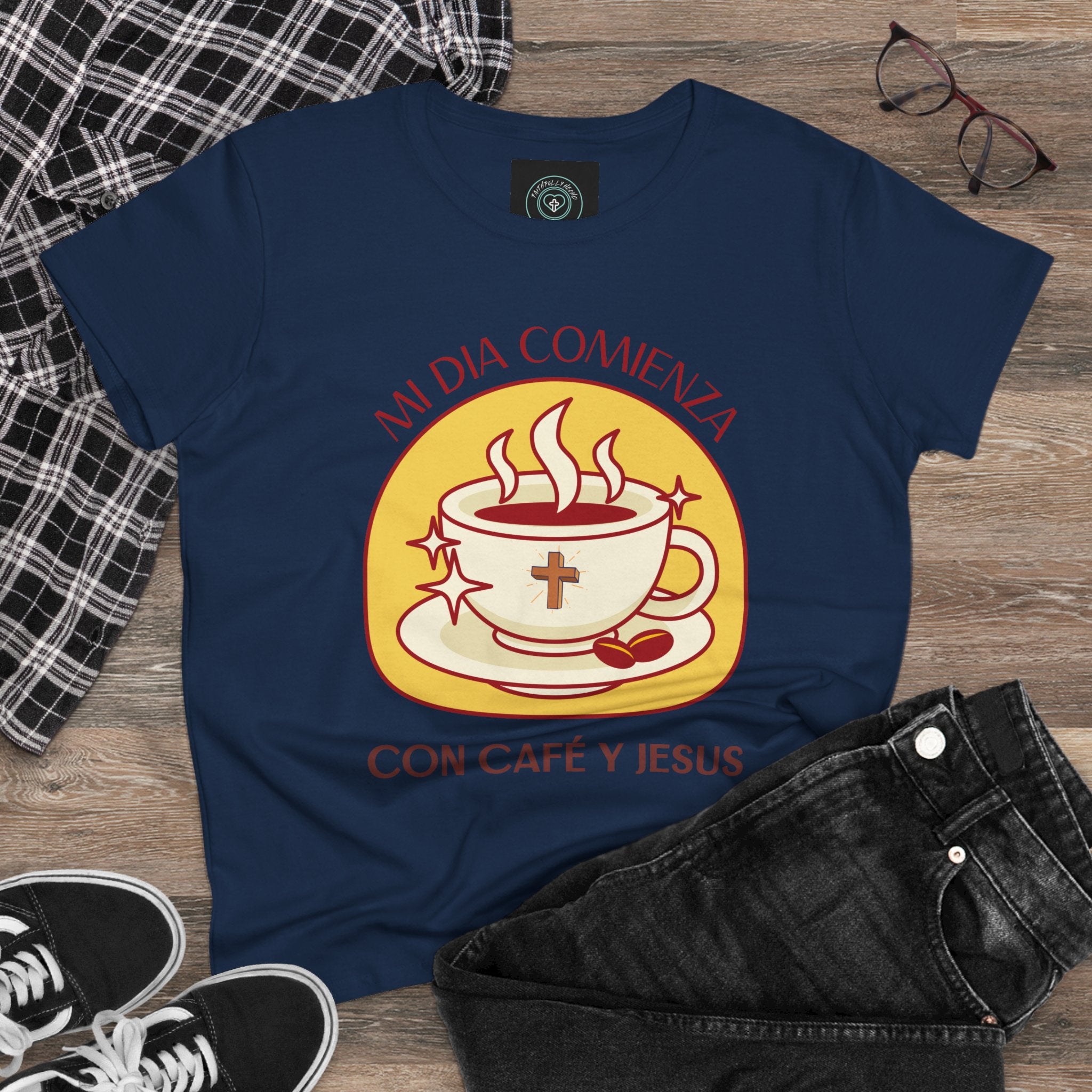 Coffee and Jesus Women's Tee, Casual Faith Shirt, Everyday Affirmation Top, Mi Dia comienza con cafe y Jesus Graphic Tee, Gift for Her