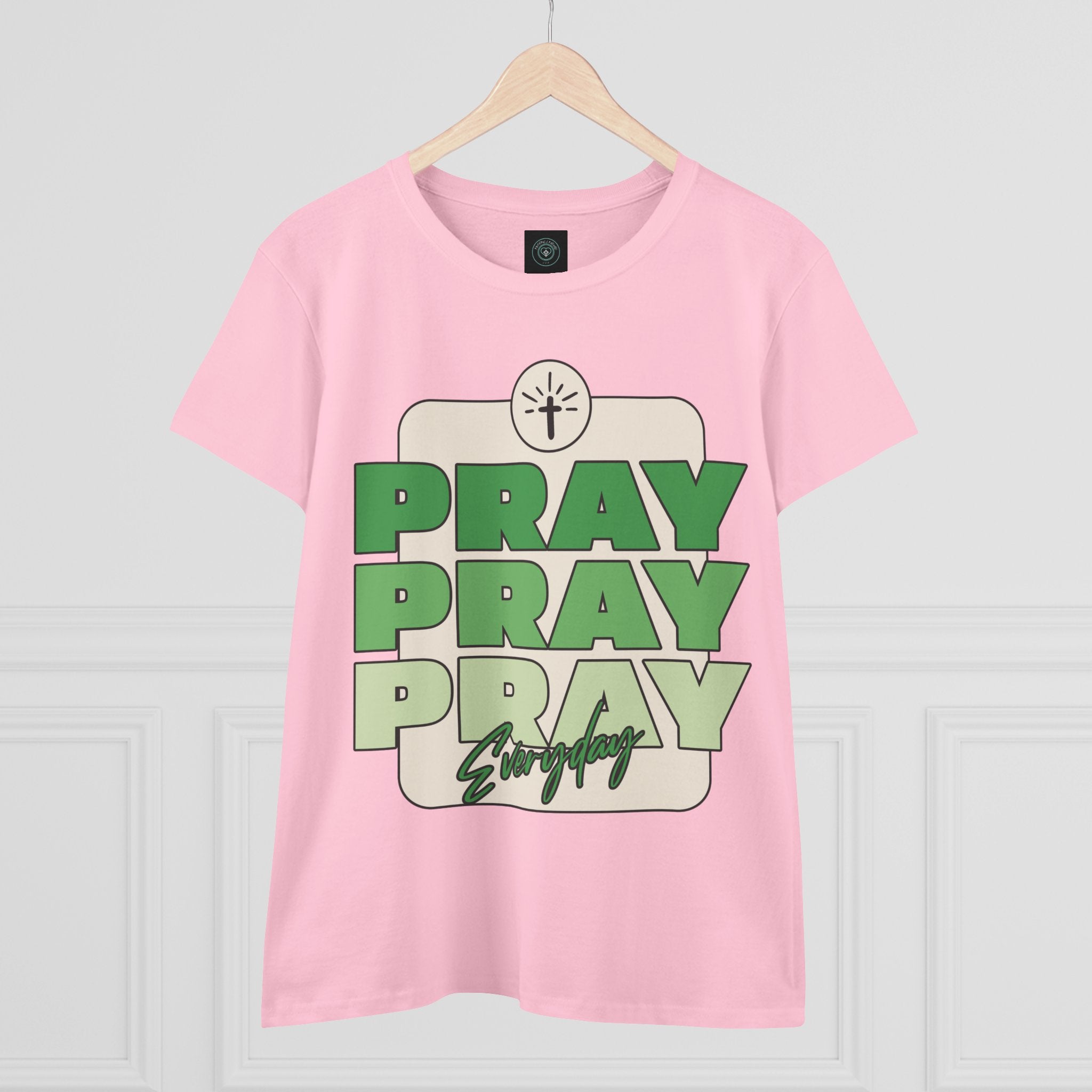 Pray Women's Tee, Casual Faith Shirt, Pray Everyday Top, Gift - Birthday - Christian Gift - Faithfully Hecho