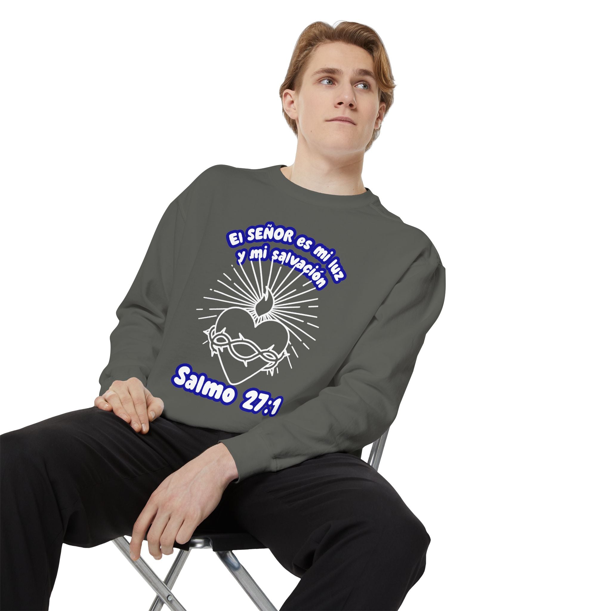 "El Señor es mi Luz y mi Salvación" – Sudadera Cristiana en Español - Sweatshirt for Her, HIm, Family.