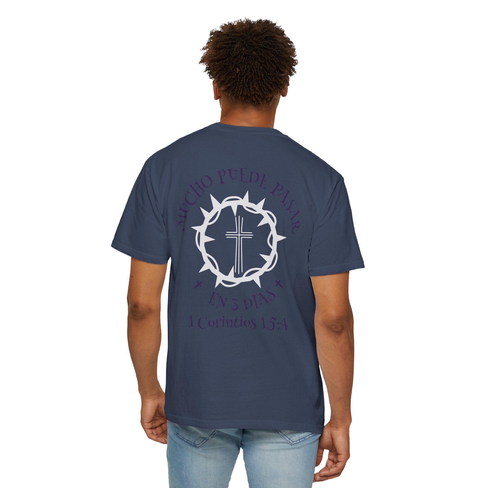 Christian Unisex Spanish Tee - Inspirado en 1 Corintios 15:4 " Mucho Puede pasar en 3 dias". Great for gift, Birthday, Church.