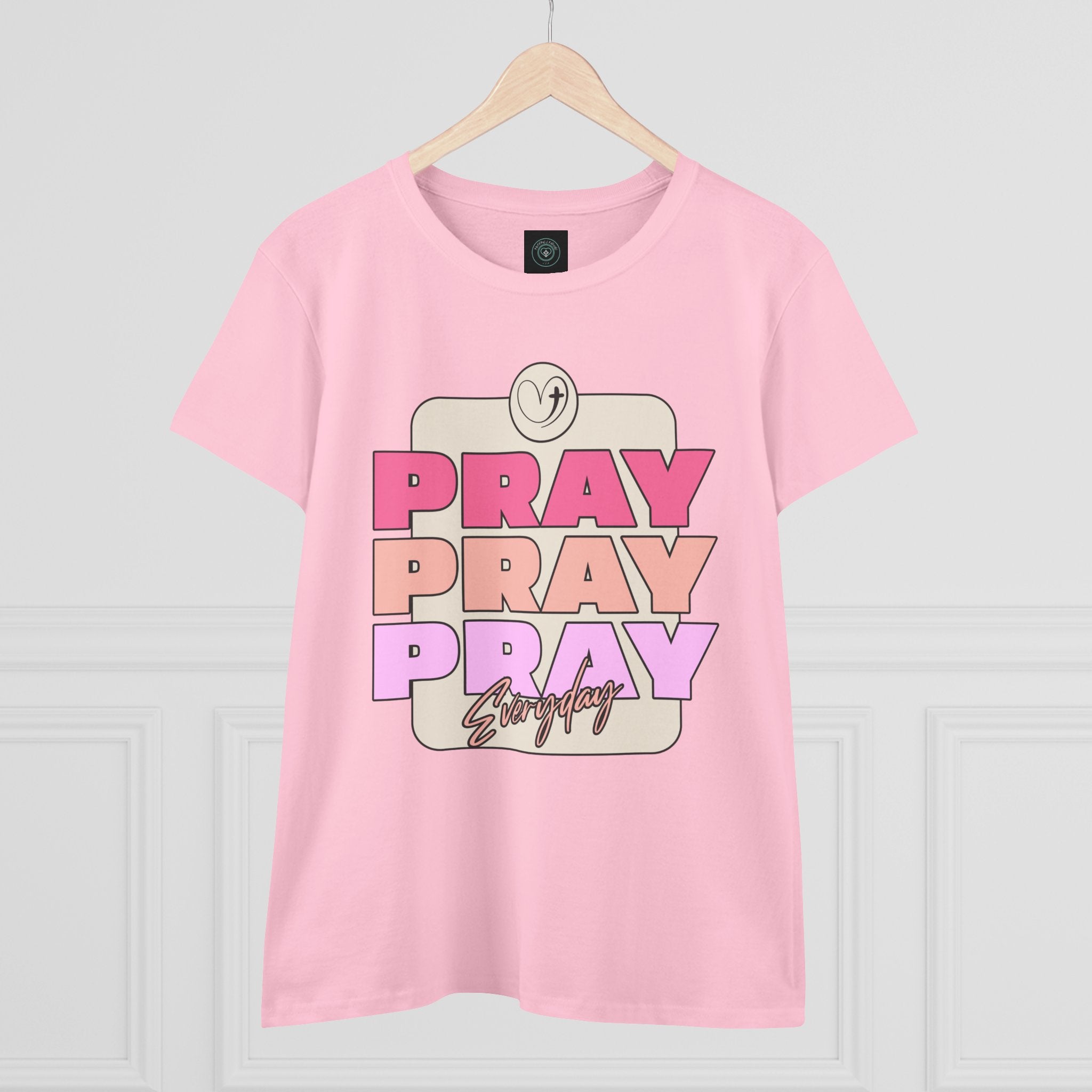 Pray Women's Tee, Casual Faith Shirt, Pray Everyday Top, Gift - Birthday - Christian Gift - Faithfully Hecho